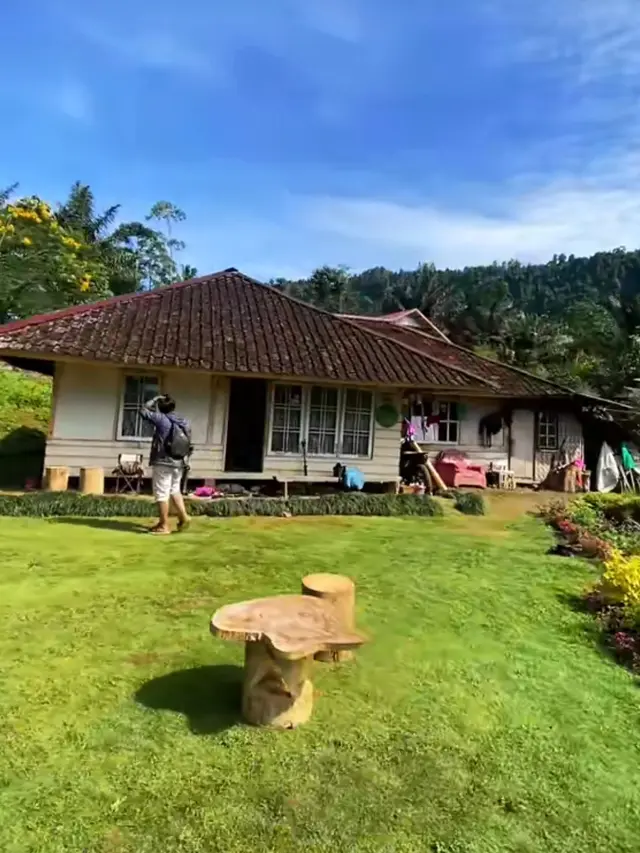 Taman Rumah Abah Jajang Rusak