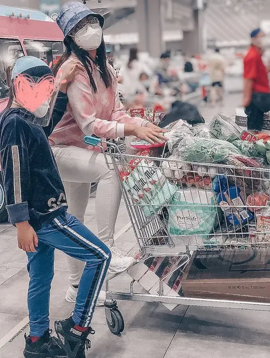 Denada dan Aisyah (Instagram/denadaindonesia)