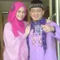 Ustaz Zacky Mirza dan istri, Shinta Tanjung