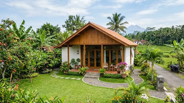Model Rumah Desa Minimalis dengan Halaman Hijau
