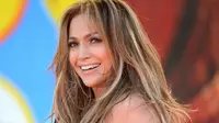 Jennifer Lopez ditabrak seorang pengemudi yang sedang mabuk hingga membuat mobil barunya. (Sumber: abcnews.com)