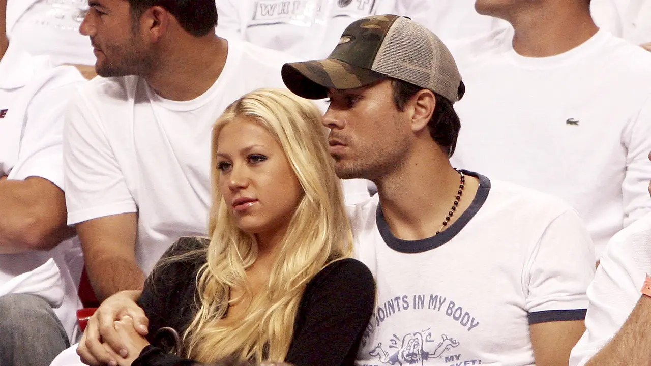 Anna Kournikova dan Enrique Iglesias pada 2006. (Doug Benc / Getty Images North America / Getty Images via AFP)