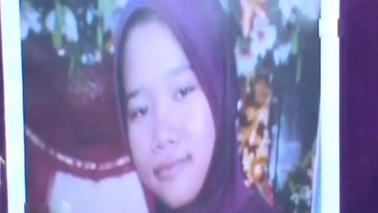 (Lip6 Siang) Siti-ISIS