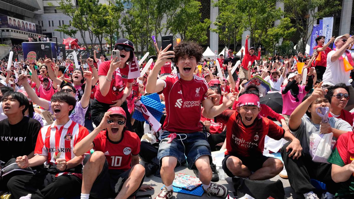 Pendukung Timnas Korea Selatan Gegap Gempita Sambut Kemenangan Pertama di Piala Dunia 2026