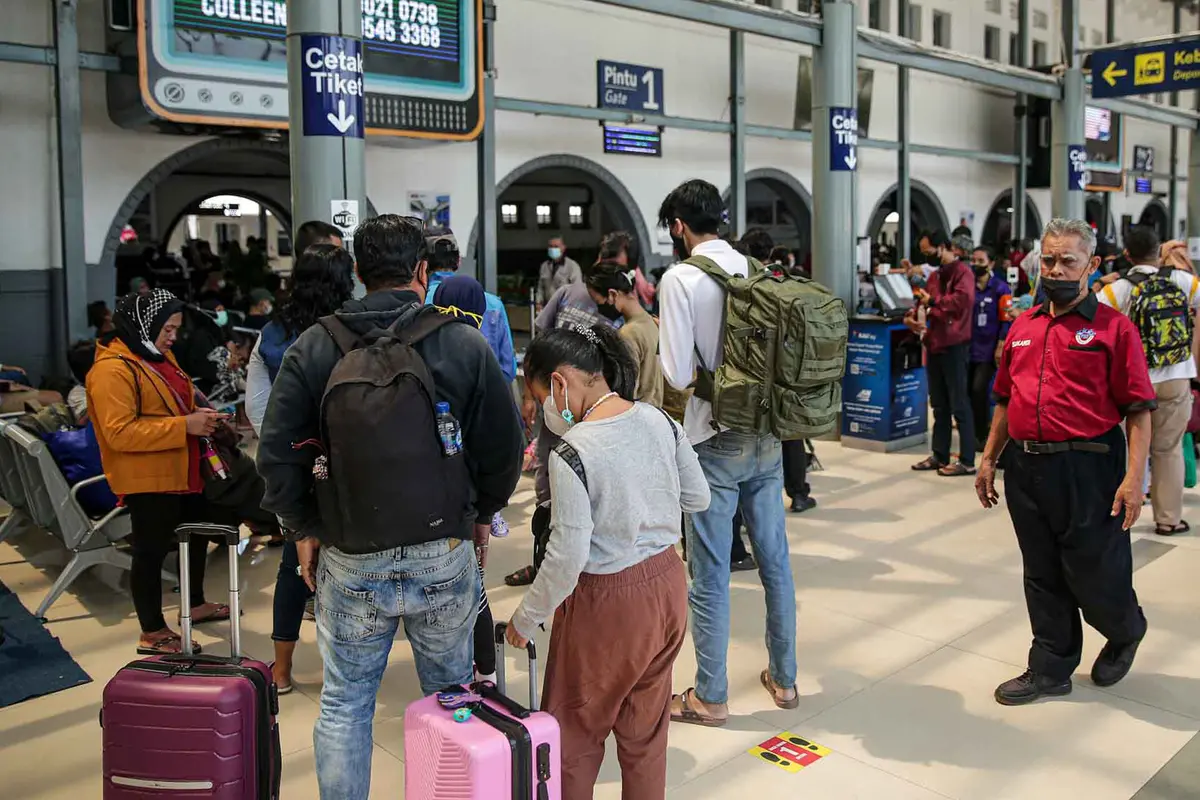 Peningkatan Arus Mudik Lebaran 2022 di Stasiun Pasar Senen