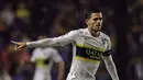 Fernando Gago yang memperkuat Boca Juniors saat bertanding melawan Colon di stadion La Bombonera, di Buenos Aires, pada 30 September 2018. Mantan pemain Real Madrid dan Boca Juniors, Fernando Gago, mengakhiri karier bermainnya setelah mengalami serangkaian cedera yang serius. (GABRIEL BOUYS/AFP)