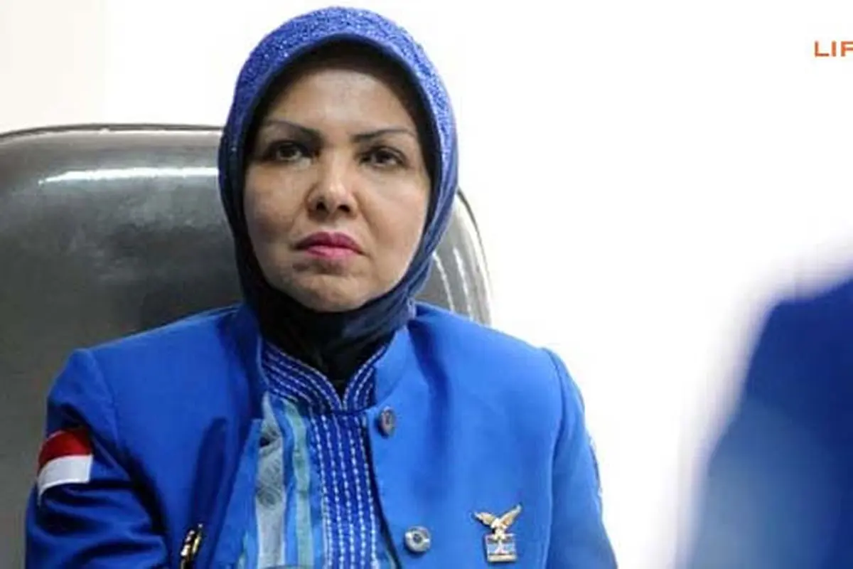 nurhayati-ali-assegaf-130925b.jpg
