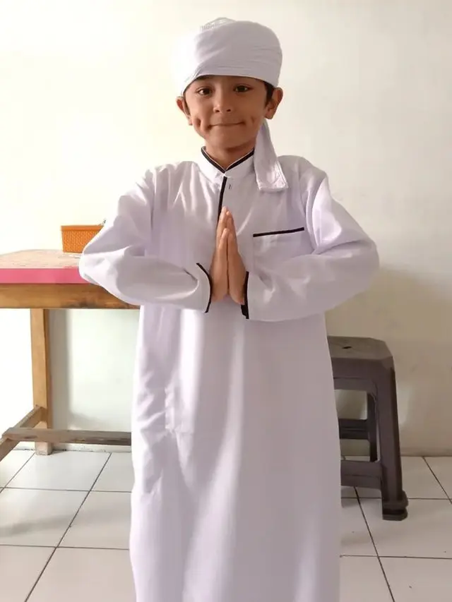 6 Potret Anak Andika Kangen Band yang Belajar di Pesantren Ini Jarang Tersorot