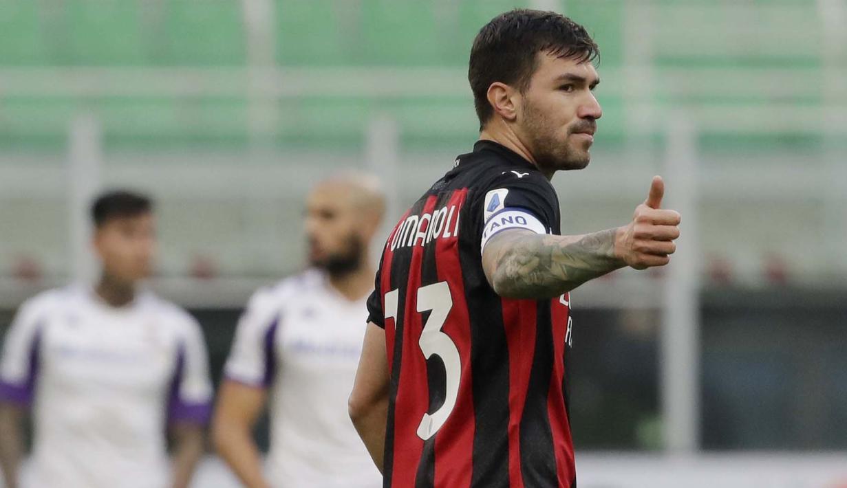 FOTO: Taklukkan Fiorentina, AC Milan Nyaman di Puncak Klasemen Liga Italia - Dunia Bola.com