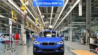 BMW Seri 1 yang menjadi produksi ke 2 juta adalah 120i yang dipesan oleh konsumen di Jepang.