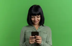 Ciri Orang yang Menyembunyikan Status Online di WhatsApp dan Artinya