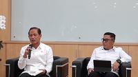 Menteri Lingkungan Hidup Hanif Faisol Nurofiq dan Deputi Bidang Penegakan Hukum Lingkungan KLH Irjen Rizal Irawan. (dok. Liputan6.com/Dinny Mutiah)