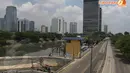 Di Jalan Sultan Agung, kondisinya cenderung sepi. Jika hari biasa di jalan ini dipenuhi kendaraan (Liputan6.com/Johan Tallo) 