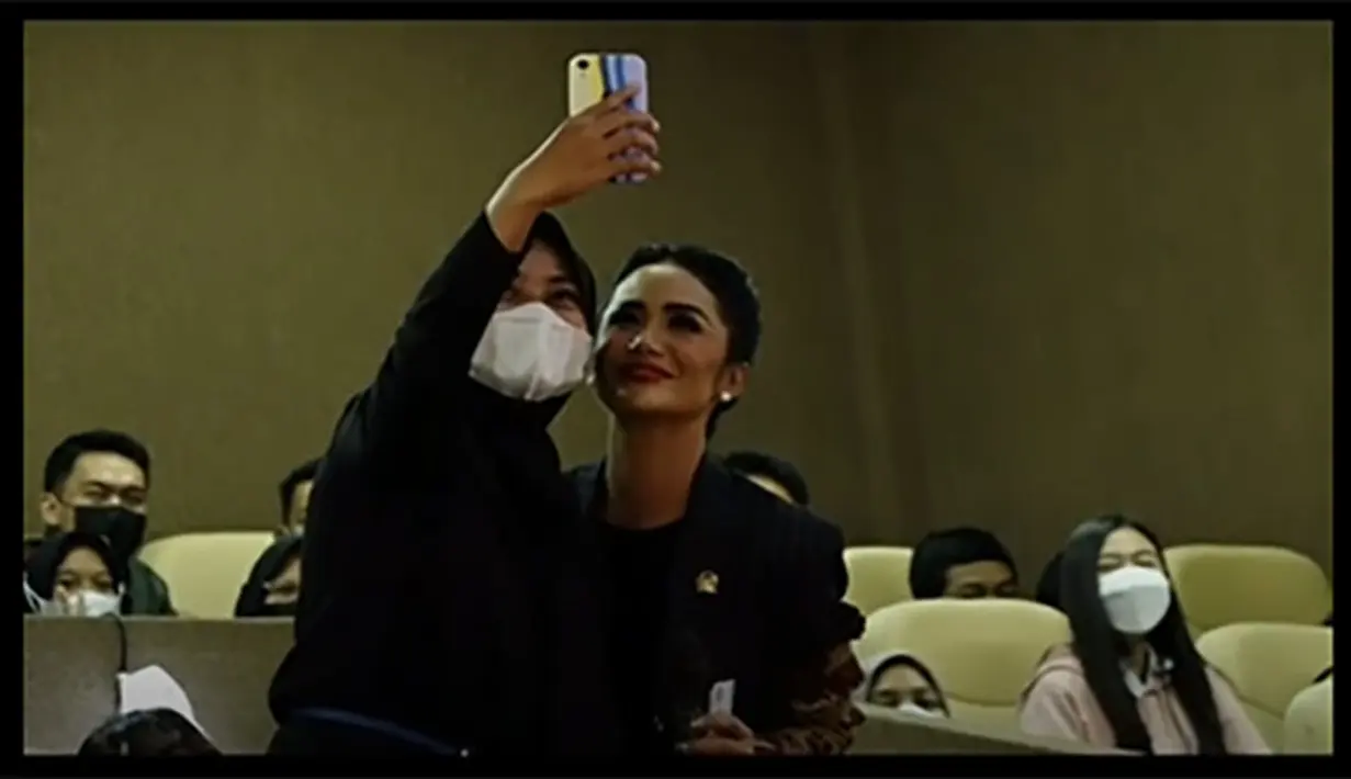 [Instagram/krisdayantilemos]