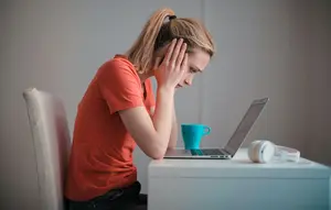OCD: Pikiran Begitu Mengancam, Kenali Gejala dan Cara Menanganinya