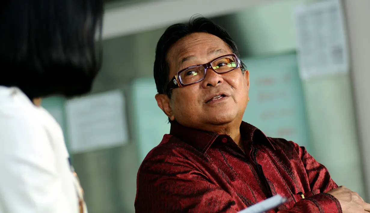 Menurut pria yang sudah 40 tahun menggeluti dunia otomotif nasional, Subronto Laras, tingkat kesulitan proyek mobil nasional ada dilevel produksi massal, (8/5/2014). (Liputan6.com/Helmi Fithriansyah) 