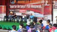Diskusi suporter Indonesia di SUGBK, Jakarta (Bola.com/Tengku Sufiyanto)