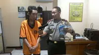 Polisi  gadungan yang ditangkap Polsek Bogor Tengah, Selasa (21/2/2017). (Liputan6.com/Achmad Sudarno)