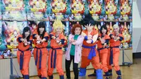 Momoiro Clover Z telah merekam edisi bahasa Inggris untuk lagu 'Z' no Chikai yang menjadi soundtrack anime Dragon Ball Z: Resurrection 'F'.