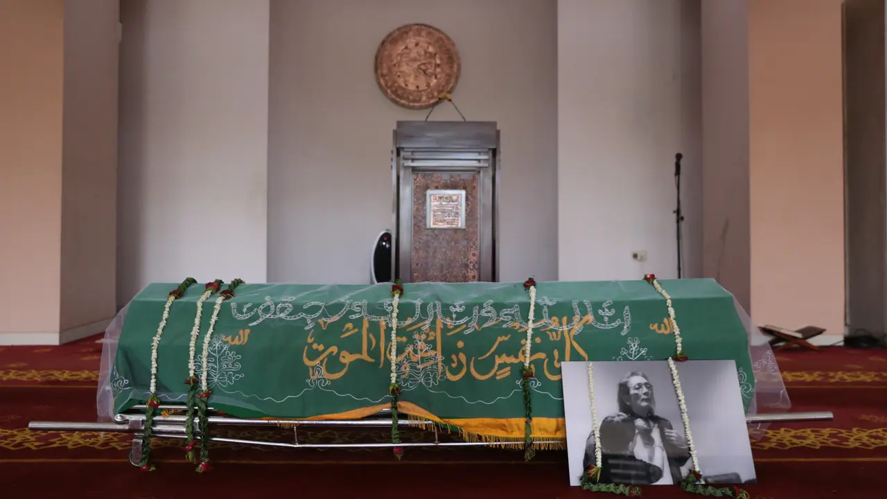 [Bintang] Jenazah Yockie Suryo Prayogo