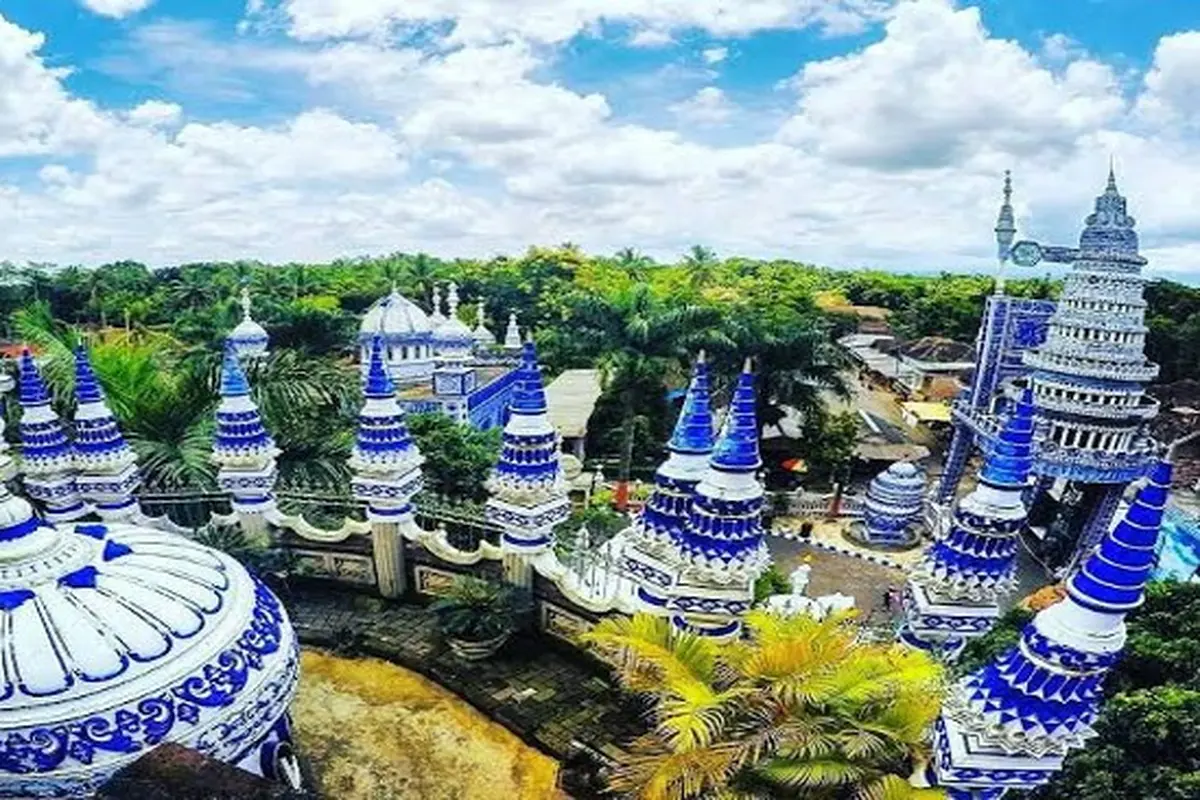 Wisata ke Malang, Jangan Lupa Mampir ke Masjid Tiban