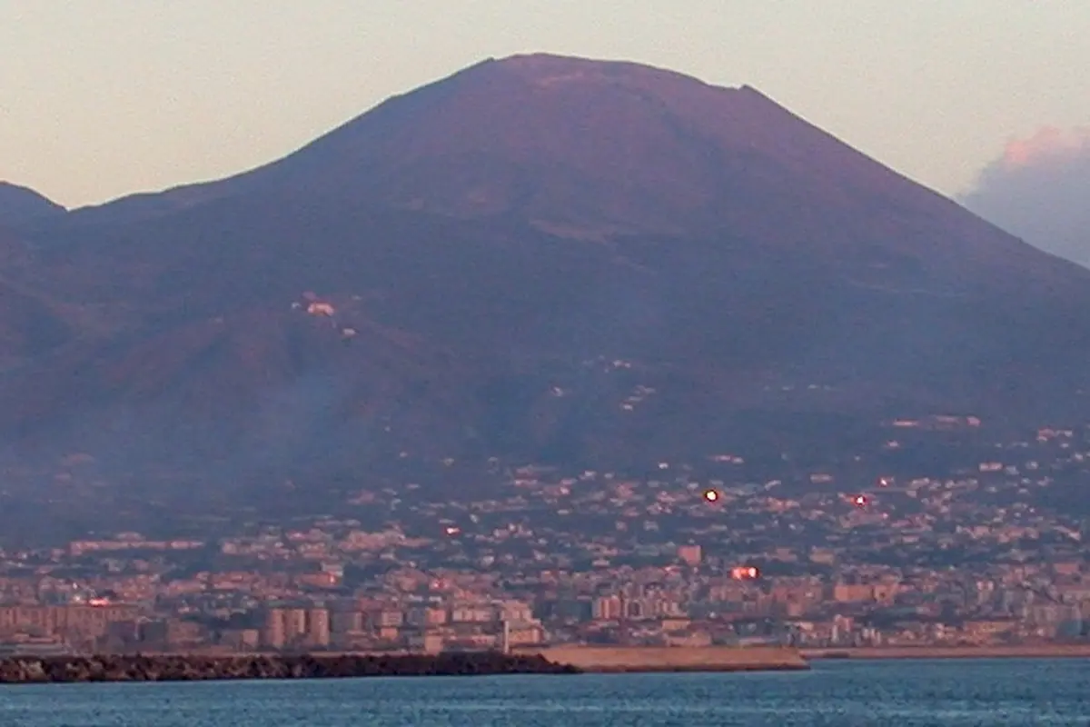 Erupsi Gunung Vesuvius pada masa kuno diduga oleh para ilmuwan menghancurkan sejumlah peradaban sekitar (Wikimedia Commons)