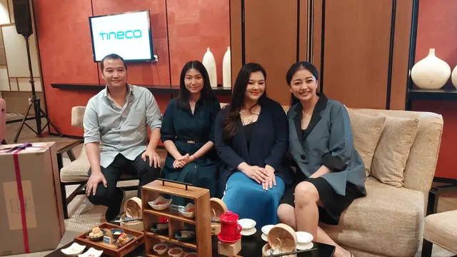 Eriska Rein punya trik jadi smart mom