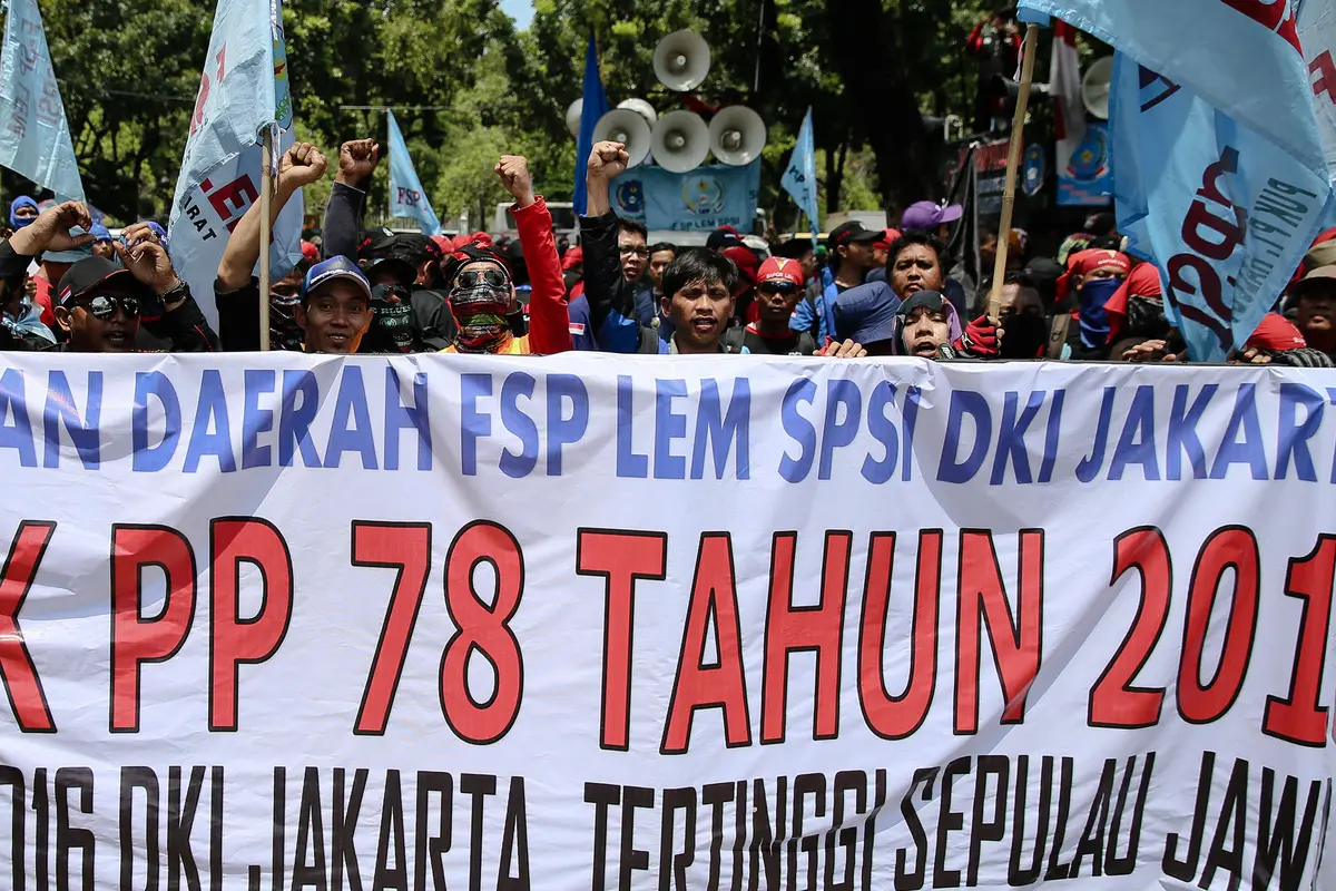 20151126-Aksi-Buruh-Tolak-PP-28-Tahun-2015-Tentang-Pengupahan-FF