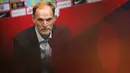 <p>Thomas Tuchel kini menjadi pelatih timnas Inggris. Meski berhasil meraih trofi bersama Chelsea, beberapa kebijakan transfernya menuai kontroversi. Tuchel kerap melepas pemain Inggris yang akhirnya bersinar di klub lain.</p>