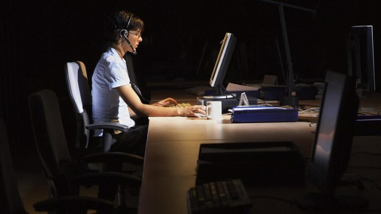 Bekerja di malam hari