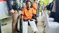 Perampok bersenjata api yang ditembak personel Polda Riau karena membuat korban masih kritis di rumah sakit. (Liputan6.com/M Syukur)