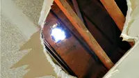 Misteri Bongkahan Es Jatuh di Langit California