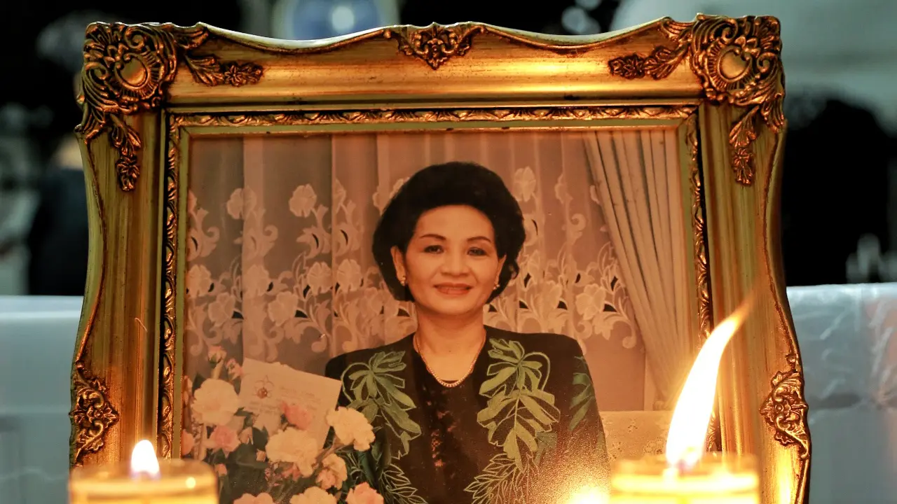 [Bintang] Suasana Rumah Duka Indah Kalalo