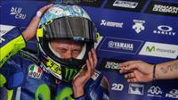 Carlo Pernat menyatakan Valentino Rossi masih terlihat jauh lebih muda daripada usia sebenarnya yang sudah menginjak 38 tahun. (EPA/Fazry Ismail)