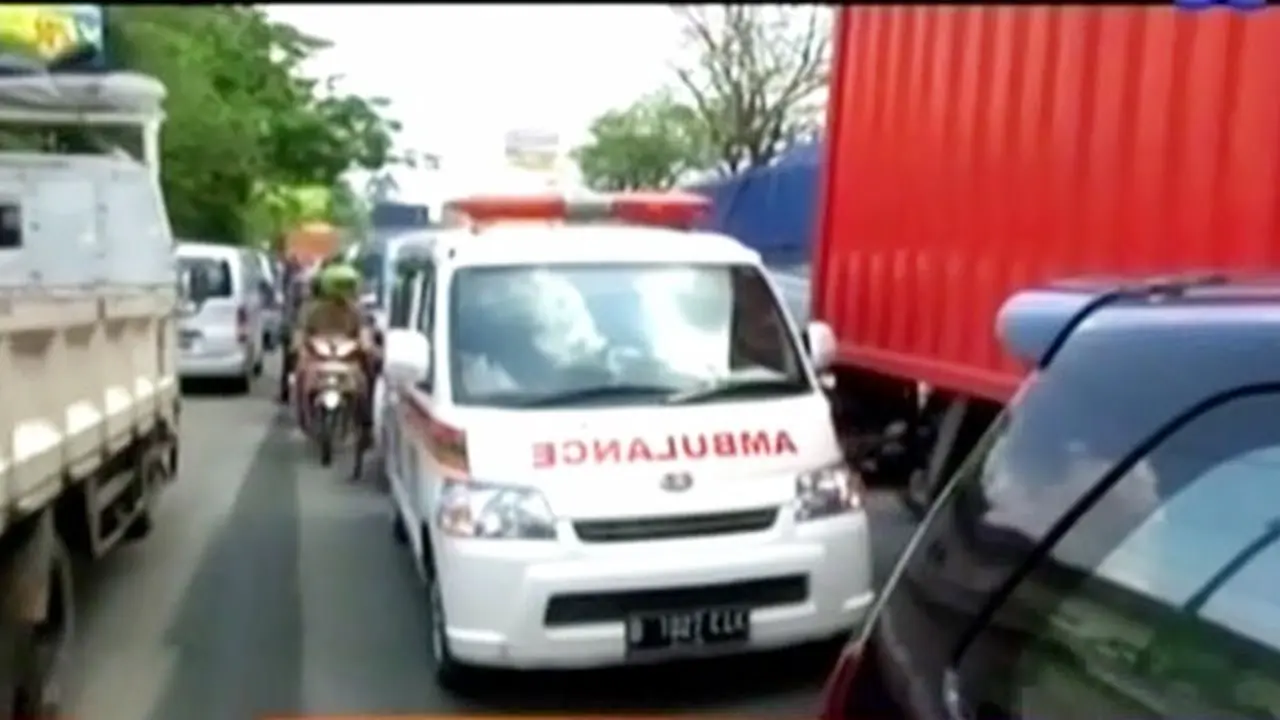 lip6 Petang) Terjebak Demo Buruh 