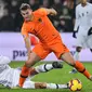 Matthijs de Ligt (CB) - Bek tengah Timnas Belanda tersebut kabarnya dibanderol dengan harga 75 juta Euro, menjadi salah satu pemain belakang termahal di Euro 2020. (Foto: AFP/Emmanuel Dunand)