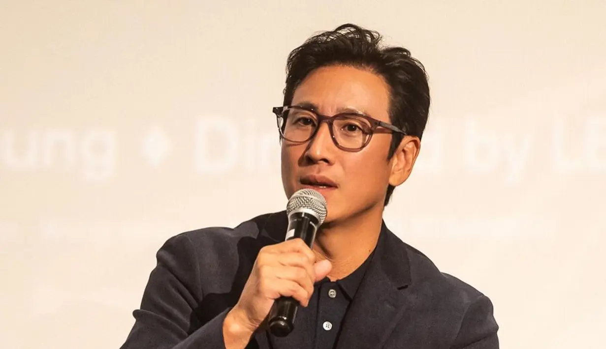 <p>Namun, HODU&amp;U Entertainment juga mengungkapkan jika sebelumnya Lee Sun Kyun pernah melakukan konsultasi dengan kuasa hukum agensi mengenai adanya kasus pemerasan. Diduga pula jika pria yang populer melalui drama Coffee Prince ini telah diperas oleh bandar narkoba karena ketenaarannya. (Liputan6.com/IG/@hoduent)</p>