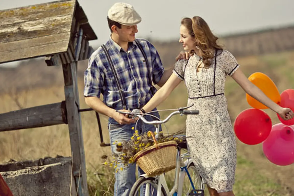 (c) shutterstock