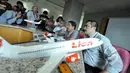 Dirut Lion Air, Edward Sirait menggelar konferensi pers terkait keterlambatan sejumlah penerbangan Lion Air, Jakarta, Senin (23/2/2015).(Liputan6.com/Faizal Fanani)