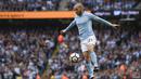Pemain Manchester City, David Silva memimpin puncak klasemen pemain dengan assists terbnyak hingga pekan ke-11. Total Silva telah melakukan tujuh kali assists untuk timnya.  AFP/Oli Scarff)