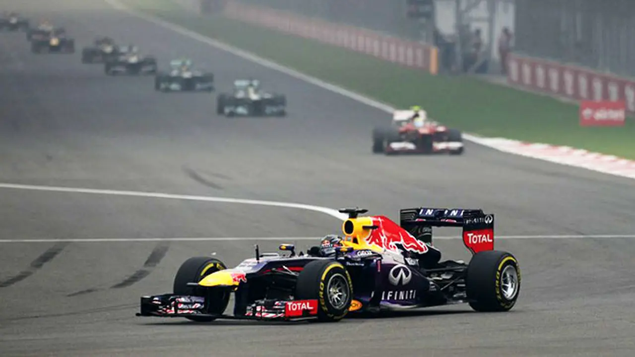 vettel-131027c.jpg