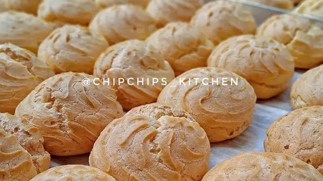 Menu kue soes Chipchips Kitchen