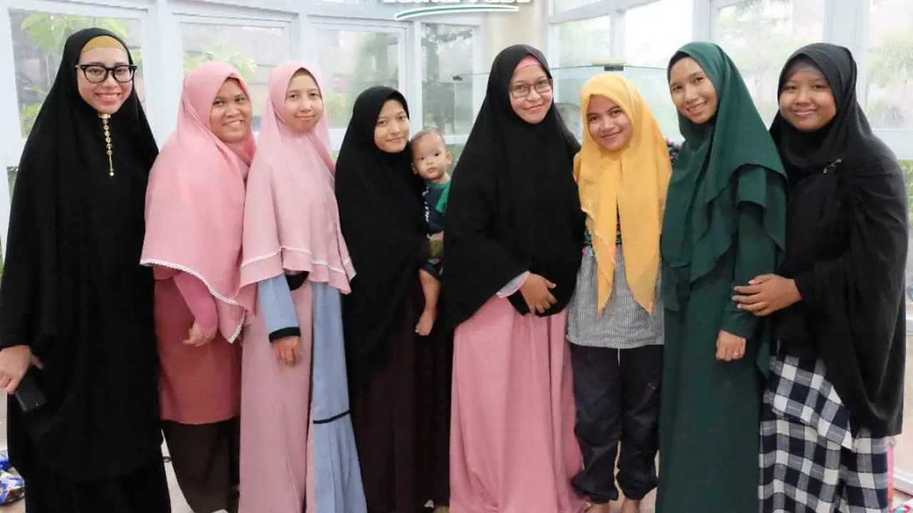 Perusahaan Skincare dan Kosmetik Sunnah Herbal Pertama di Indonesia