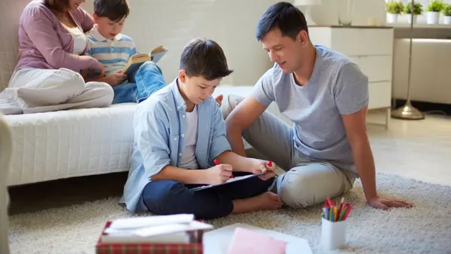 10 Tips Parenting agar Anak Tumbuh Tangguh dan Bijaksana Menghadapi Tantangan Hidup