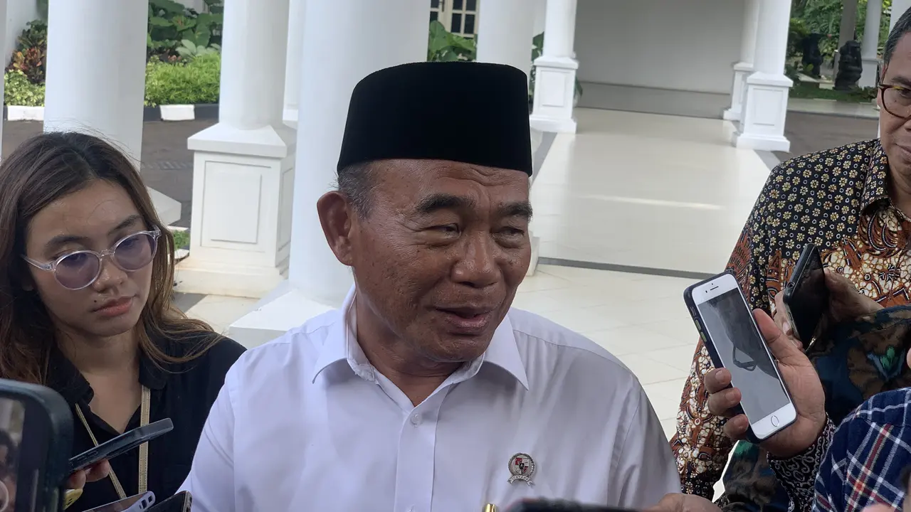 Menteri Koordinator Bidang Pembangunan Manusia dan Kebudayaan (Menko PMK) Muhadjir Effendy.