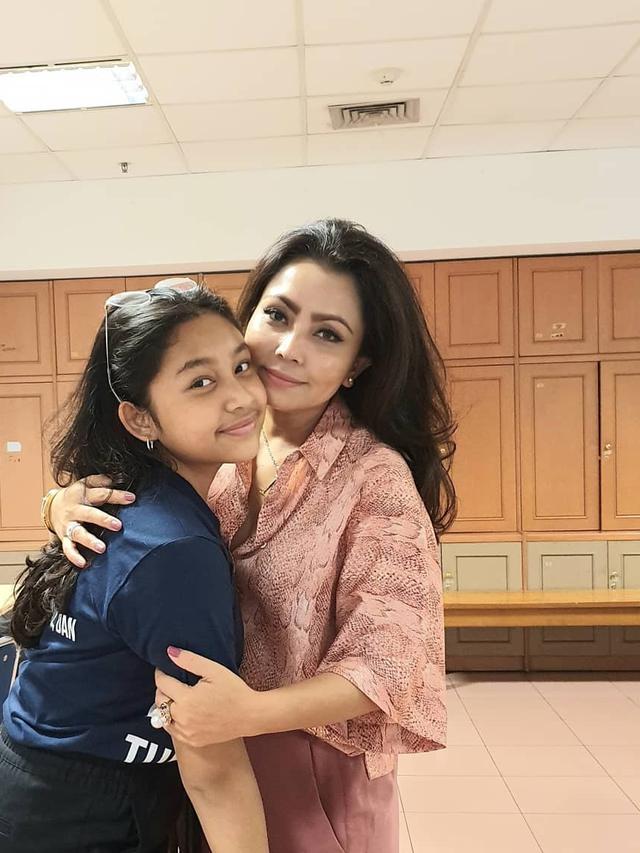 6 Potret Khirani Trihatmojo Putri Mayangsari yang Beranjak Remaja