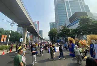 Suasana Hari Bebas Kendaraan Bermotor (HBKB) atau Car Free Day (CFD) di Jalan HR Rasuna Said, Jakarta Selatan. (Liputan6/Delvira Hutabarat)