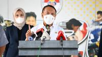 Menpora RI Zainudin Amali didampingi Sesmenpora Gatot S Dewa Broto dan Deputi Bidang Peningkatan Prestasi Chandra Bhakti hari Rabu (7/10).