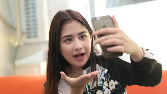 [Bintang] Prilly Latuconsina