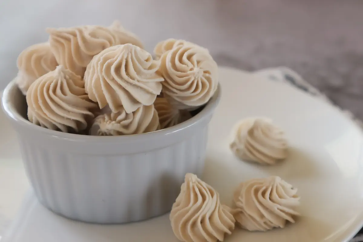 kue bangkit